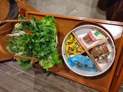 -野山舂·贵州现舂酸汤牛肉(鸿通城店)