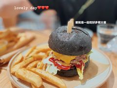 经典牛肉汉堡-FreshCo鲜途·西厨(大良店)