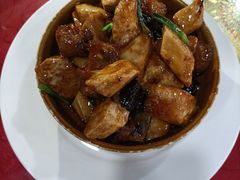 钵仔榄角芋头锔骨-华珊私房菜