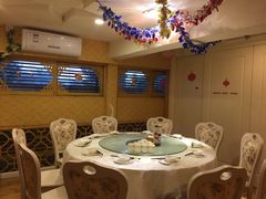 -兔行天下-鸿鹤鲜锅兔(中海国际店)