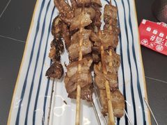 -许哥东北烧烤·铁丳烤串·宫后夹肉(繁花中心店)