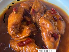 秘制翅中-佳佳麻辣烧菜馆
