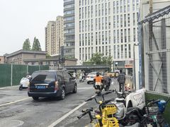 -闸弄口(地铁站)