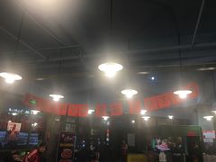 大堂-马路边边串串香(涑河南街店)