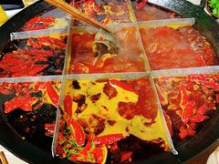 -周幺妹重庆老火锅(银泰城总店)