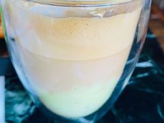 牛油果拿铁-the rug 飞毯 (朝阳公园店)