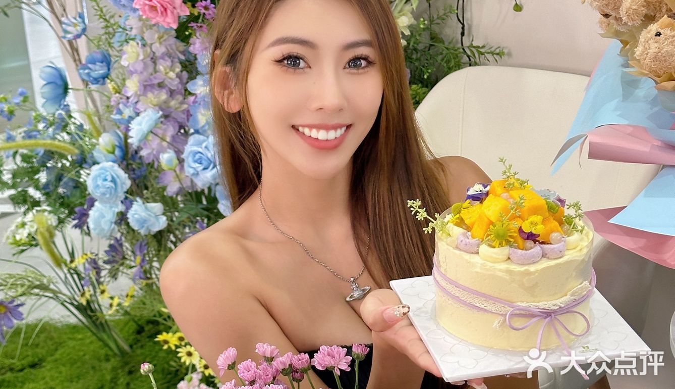 今日的浪漫是小苍兰给的💕