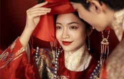 -挪娅婚纱摄影皇家会所