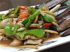 -岛中岛·海鲜大排档·万宁老字号(东澳店)