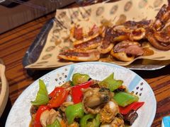 -蚝堡海鲜·威海菜·海肠捞饭·烧烤·亚洲吃蚝公司(幸福门店)
