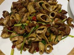 -超越海鲜屋(飞龙物业店)