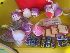 -必胜客(WOW中心城店)