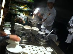 QQ截图20150407160151-广州花园酒店-凌璇阁360度高空海鲜自助餐CAROUSEL