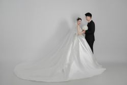 -雅云婚纱摄影工作室旗舰店