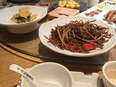 -吴越荣记苏州菜·松鼠桂鱼(月光码头店)