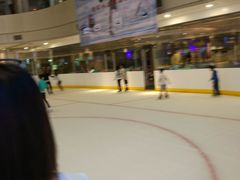 -冰堡国际溜冰场(观澜湖新城MHMALL店)
