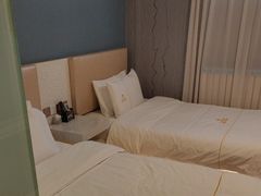 -德全心悦酒店(北京金台路地铁站店)