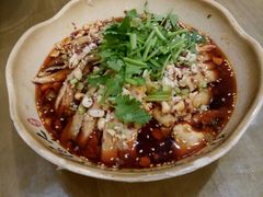 -川流不息·地道川菜·小龙虾(新松江路店)