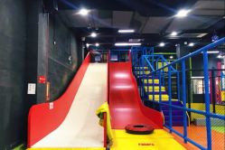 -蹦贝运动中心·蹦床·攀岩·闯关(龙岗店)