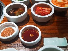 -萨拉伯尔(燕莎友谊商城店)
