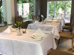 靠窗位-蝶舍·MAISON PAPILLON