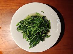 紫菜炒菠菜-寻宝记绍兴菜(状元店)