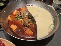 -左庭右院鲜牛肉火锅(上海荟聚店)