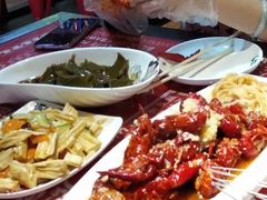 -满盆龙虾烧烤小串(宏伟路第一直营店)