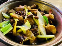 和味牛杂-维園(小梅大街店)