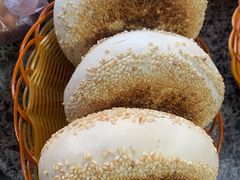 烧饼-清真喜兰老丁羊汤特色小吃