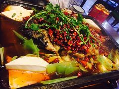 -炭火功夫烤鱼·小龙虾音乐餐吧(新风街店)