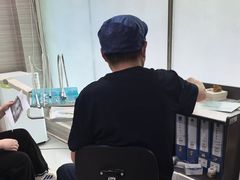 -上海仁爱医院口腔科 · 种植