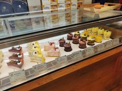 面包甜点陈列柜-天母蓝鸟西餐厅·烘焙蛋糕(十三碗店)
