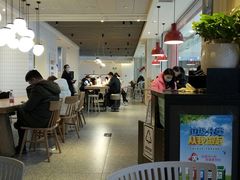大堂-肯德基(宁波万达店)