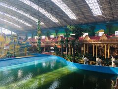 -沈阳龙润夏宫温泉水乐园