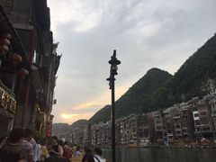 -罗满娘特色豆花烤鱼