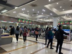 -房地产交易中心-停车场