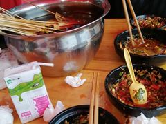 -瑞哦冷锅串串(汇融店)