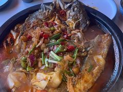 -鸣记脆皮烤鱼·海鲜烤鱼(三八广场店)