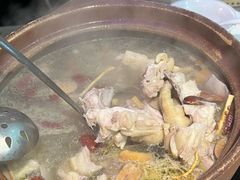 -东记炭炉·海鲜鸡煲(龙华店)