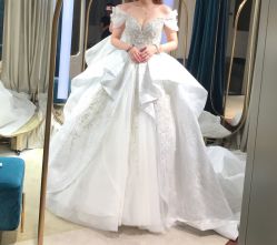 -LA GRACE高端婚纱礼服定制馆