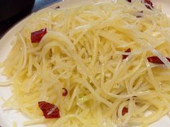 -东来菜馆•手抓海鲜家常菜•海鲜锅贴(鸽子窝店)