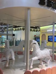 -多多淘儿童体验中心(重庆来福士店)