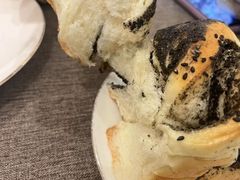 -法桐蛋糕·手作面包(万达公馆店)