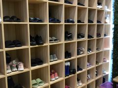 -蓝鲸国际少儿游泳训练中心(群力店)