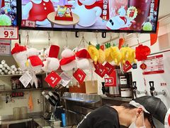 -蜜雪冰城(国权路地铁口店)