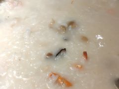 渔家珍鲍粥-粤仔湾砂锅粥(广益哥伦布店)