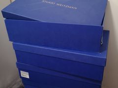 -STUART WEITZMAN(静安嘉里中心店)