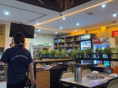 -东记炭炉·海鲜鸡煲(龙华店)