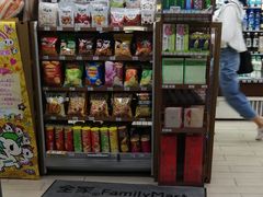 -全家便利店(宜山路站店)